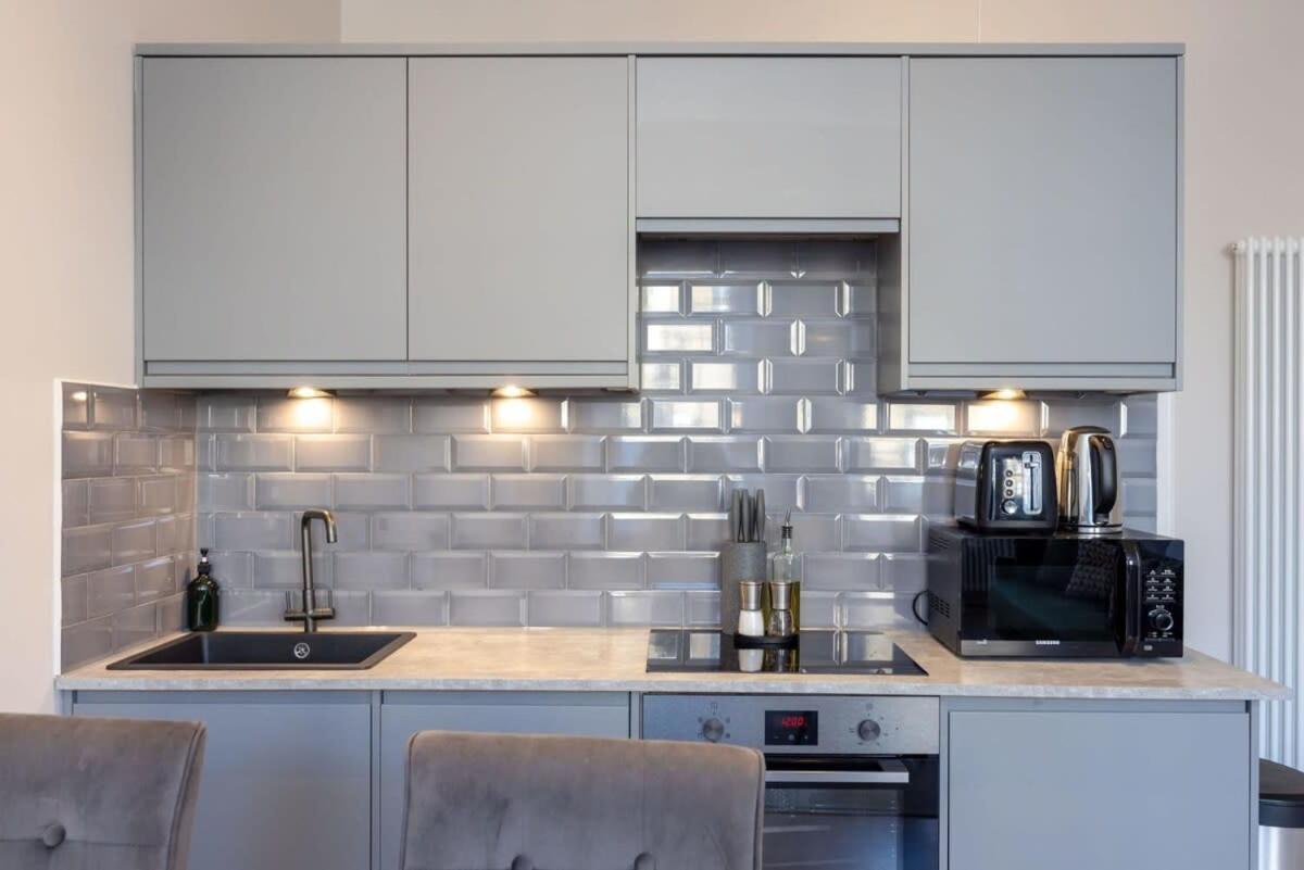 Dragon Suites - Edinburgh City Centre 2 Bed Apartment المظهر الخارجي الصورة